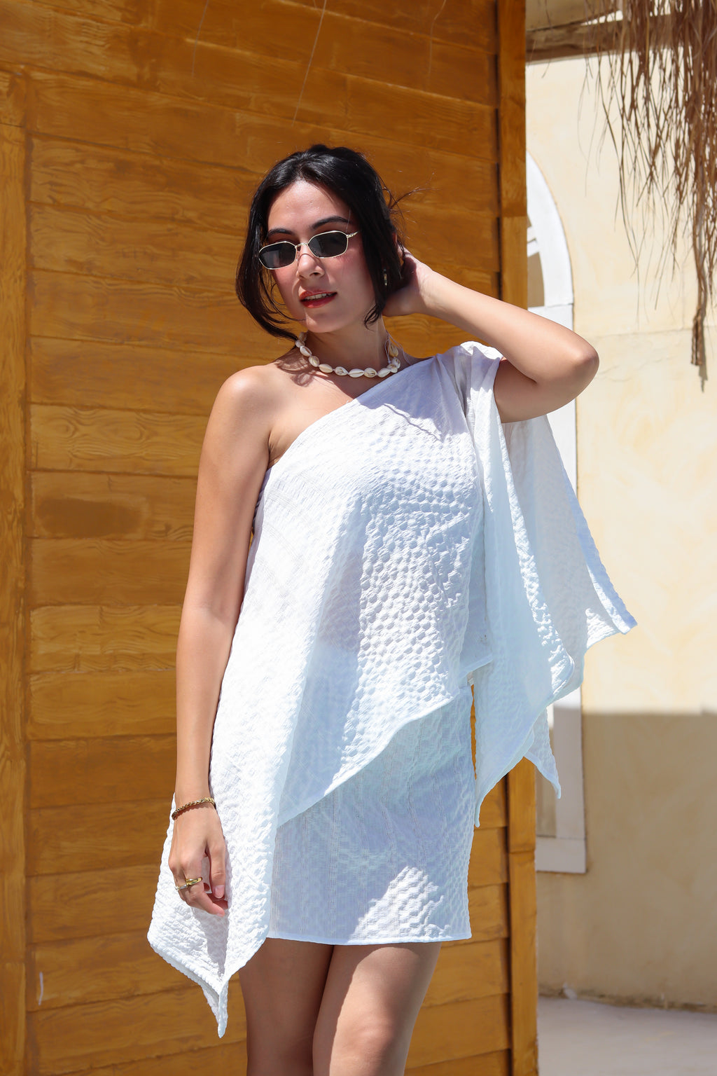 Aura Set in White