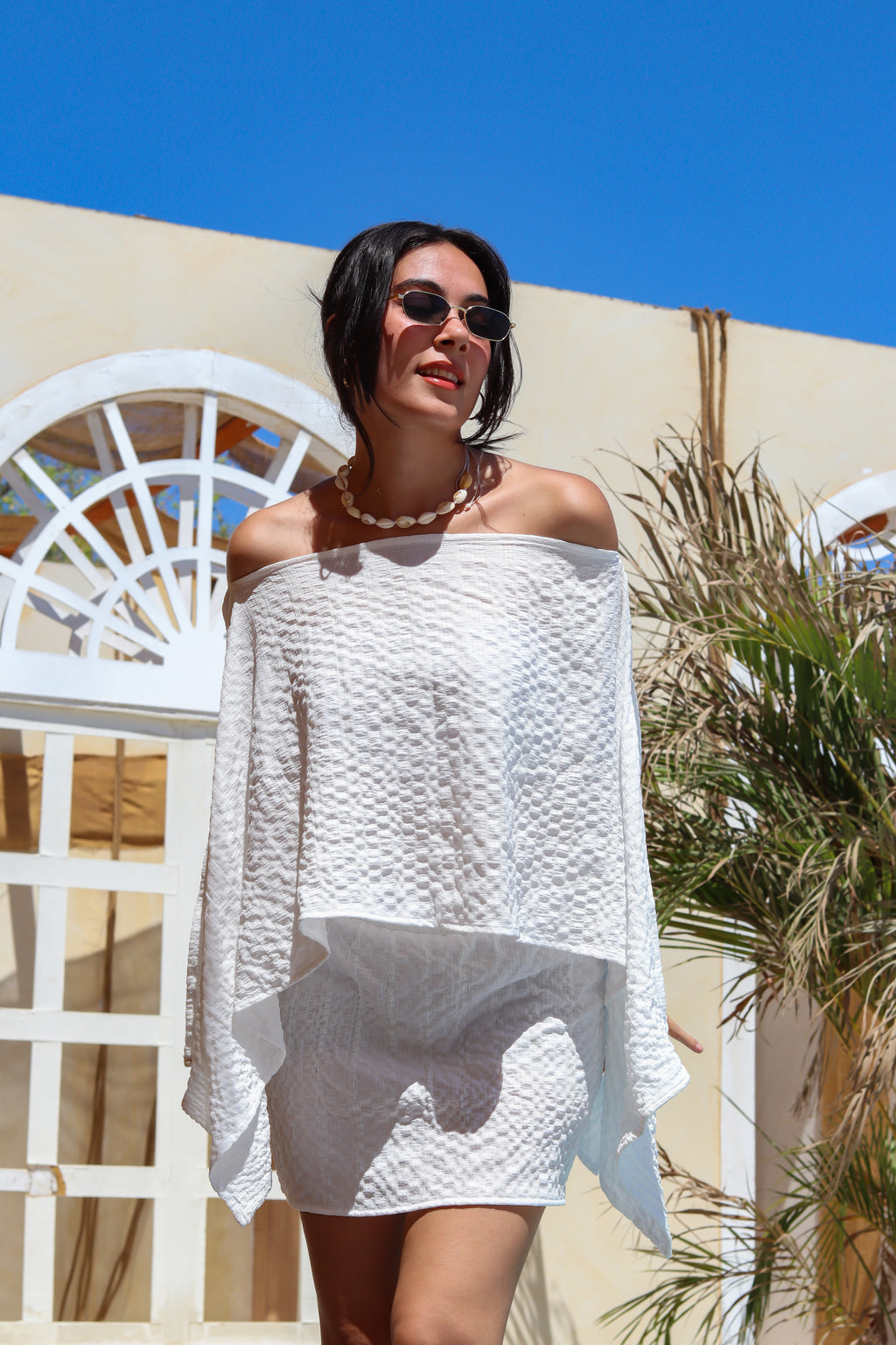 Aura Set in White
