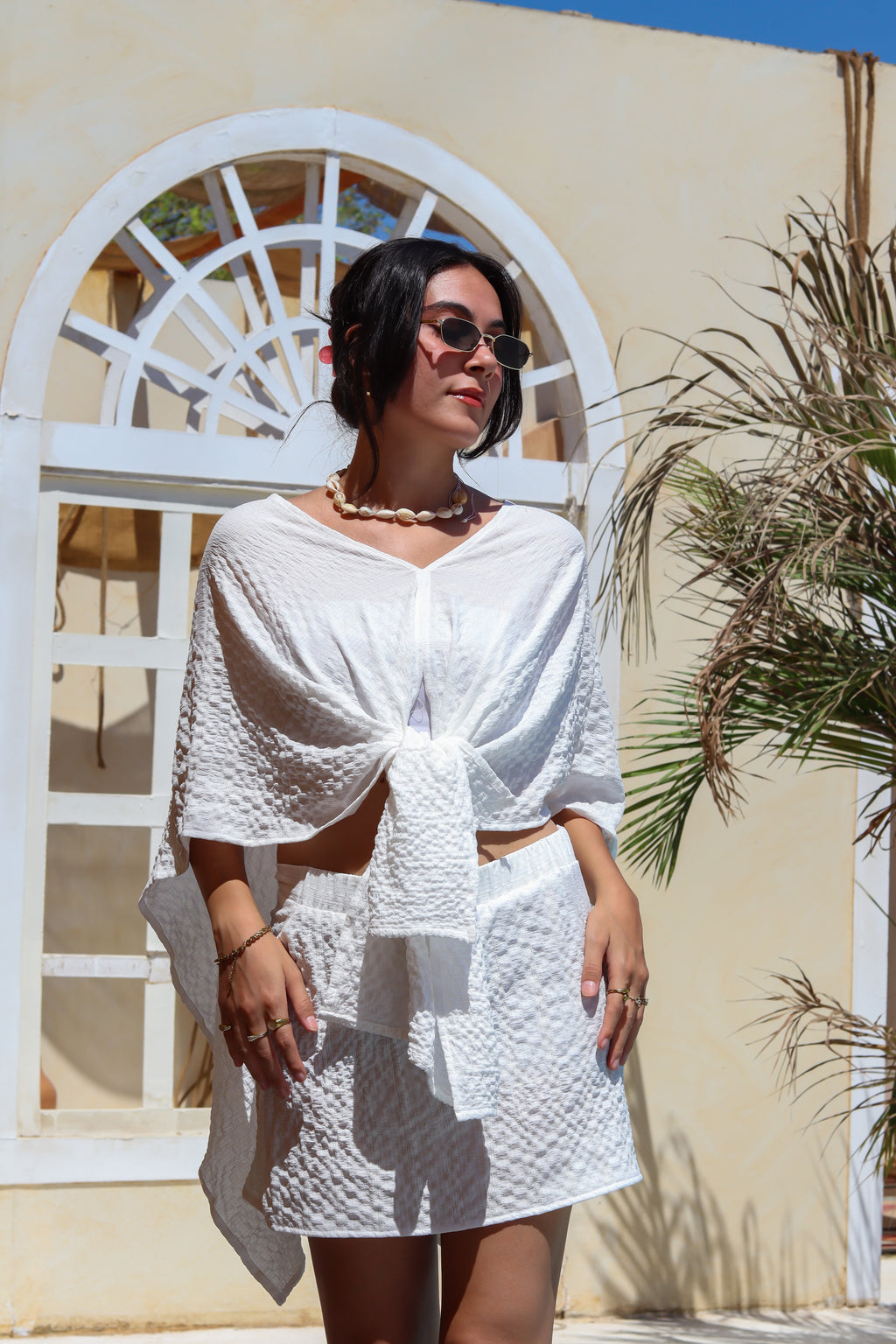 Aura Set in White