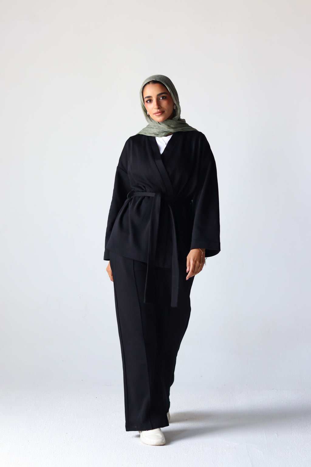 Spring Ultra Soft Cotton Wrap Set in Black