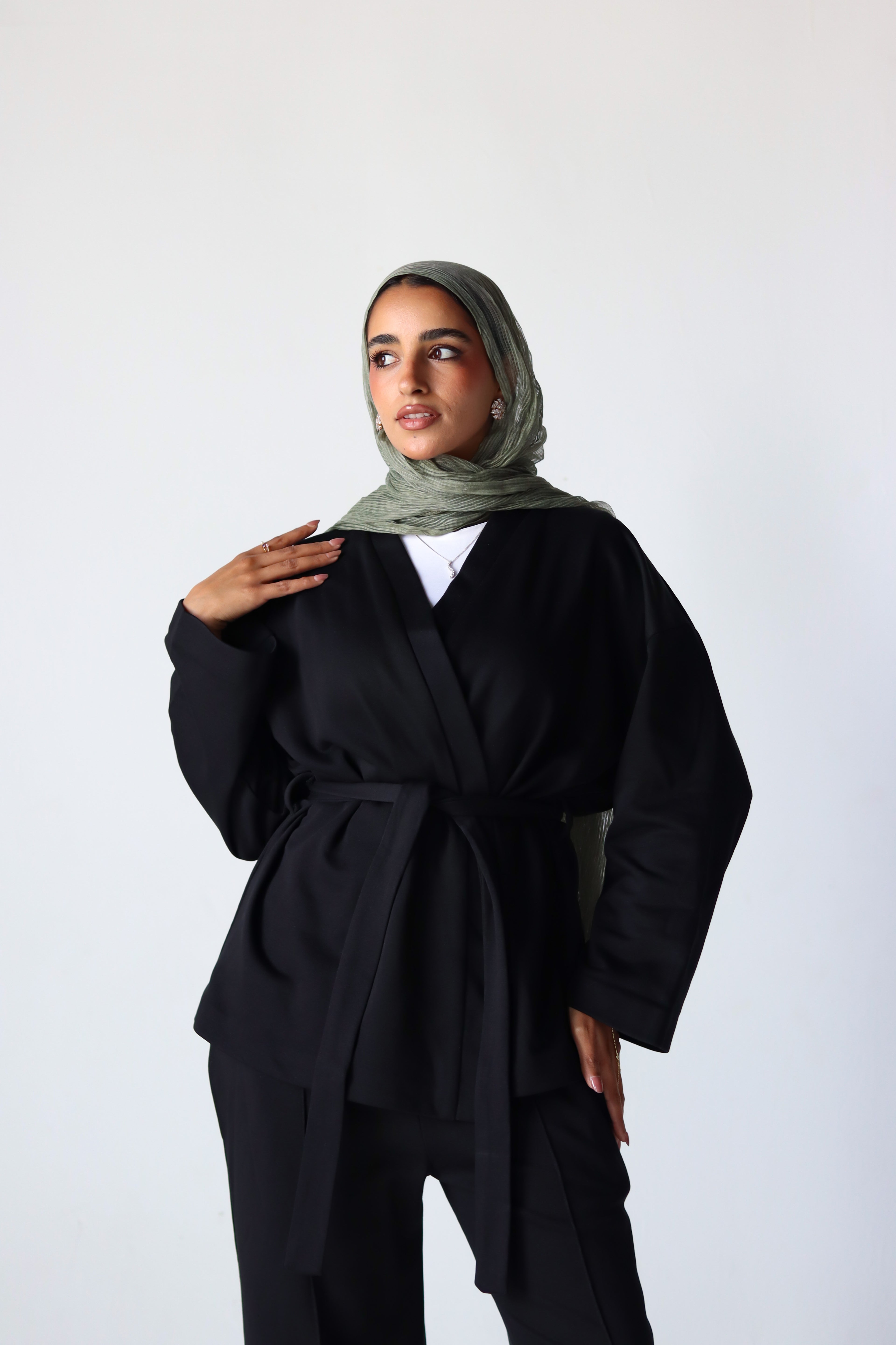 Spring Ultra Soft Cotton Wrap Set in Black