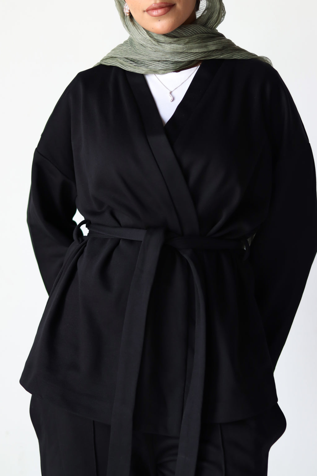 Spring Ultra Soft Cotton Wrap Set in Black