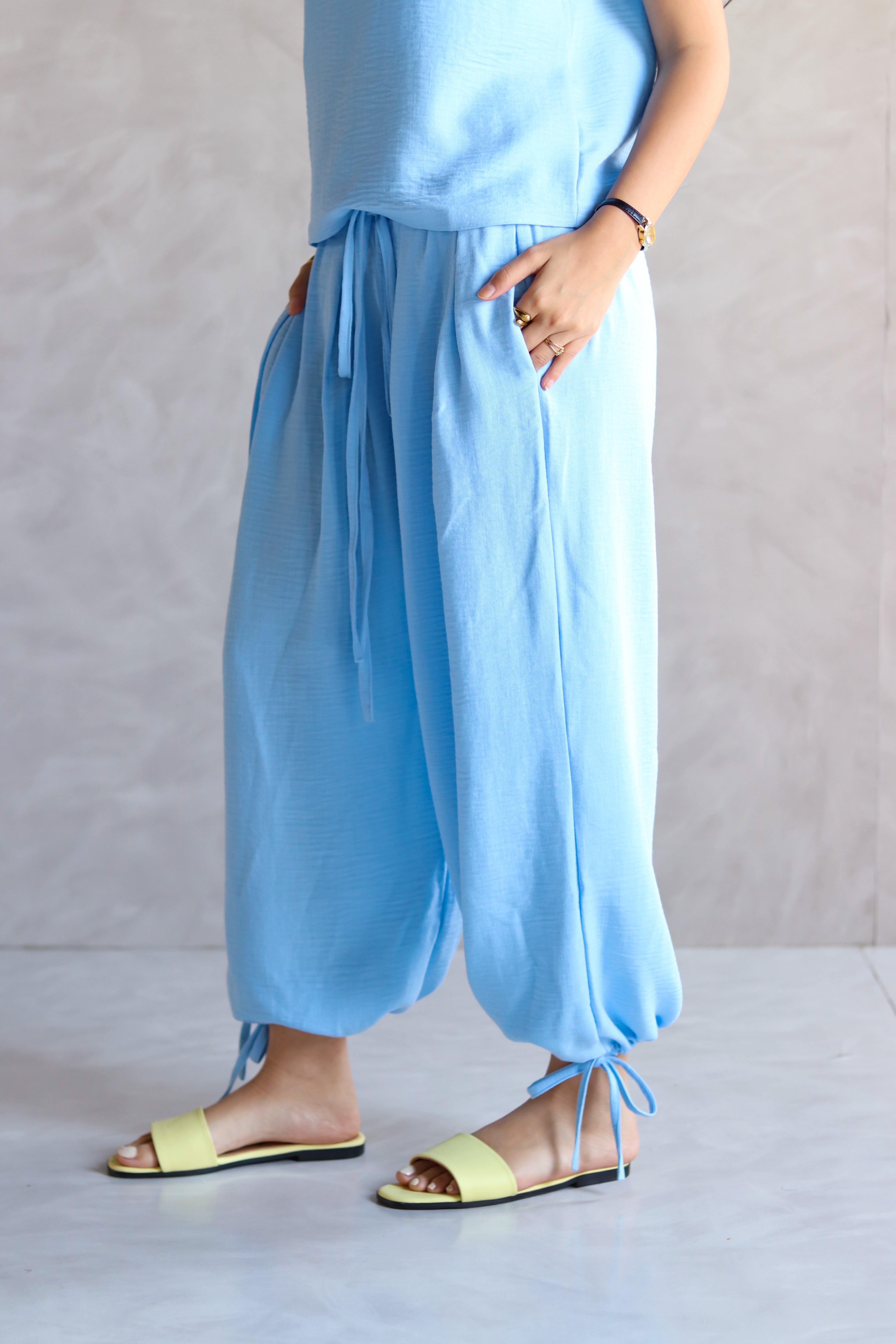 Linen Balloon Pants in Light Blue