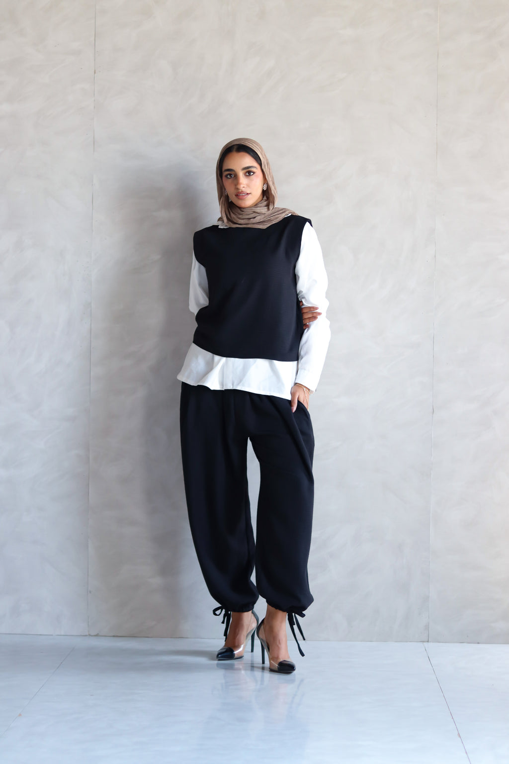 Linen Boxy Balloon Set in Black