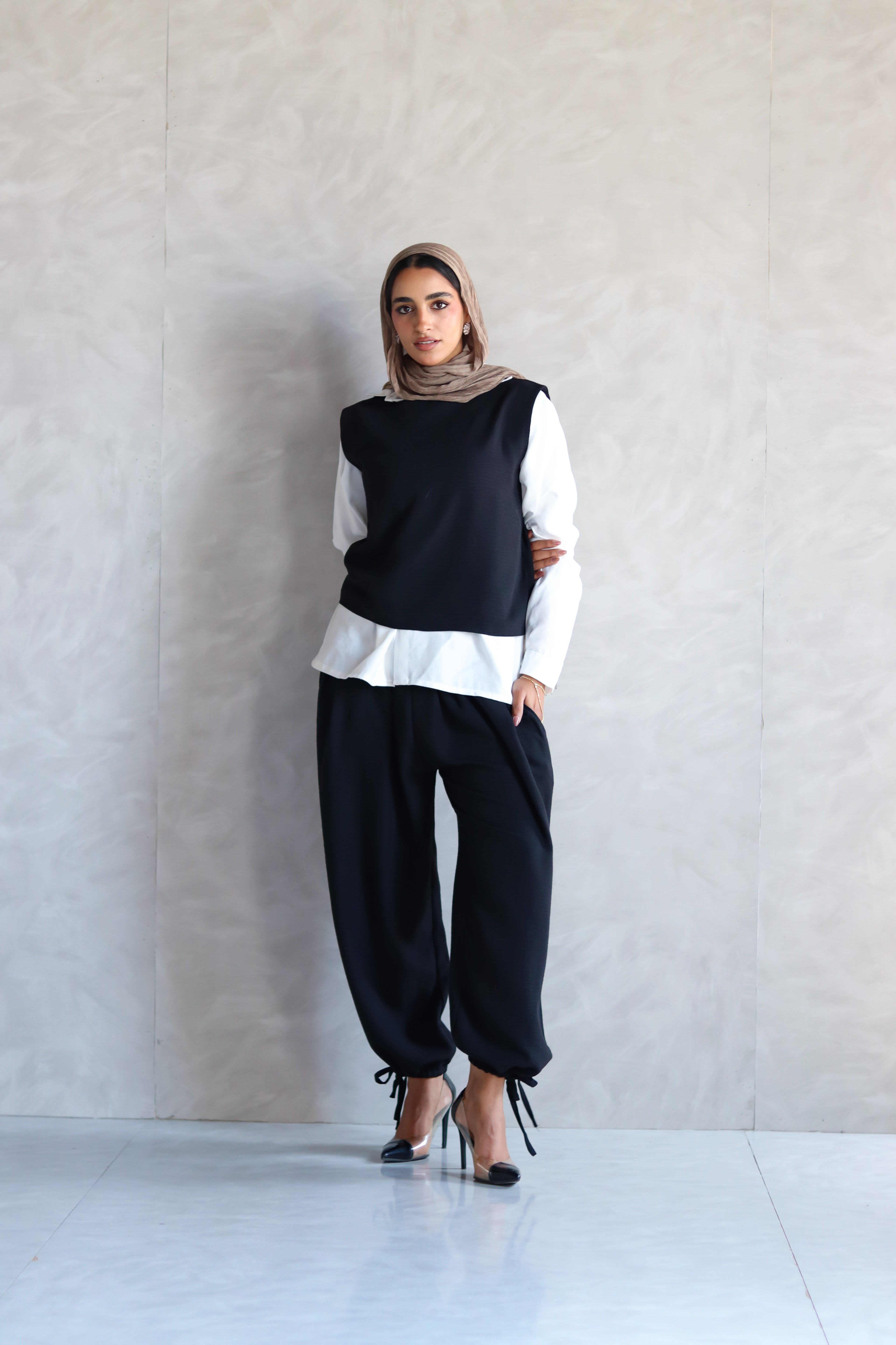 Linen Boxy Balloon Set in Black