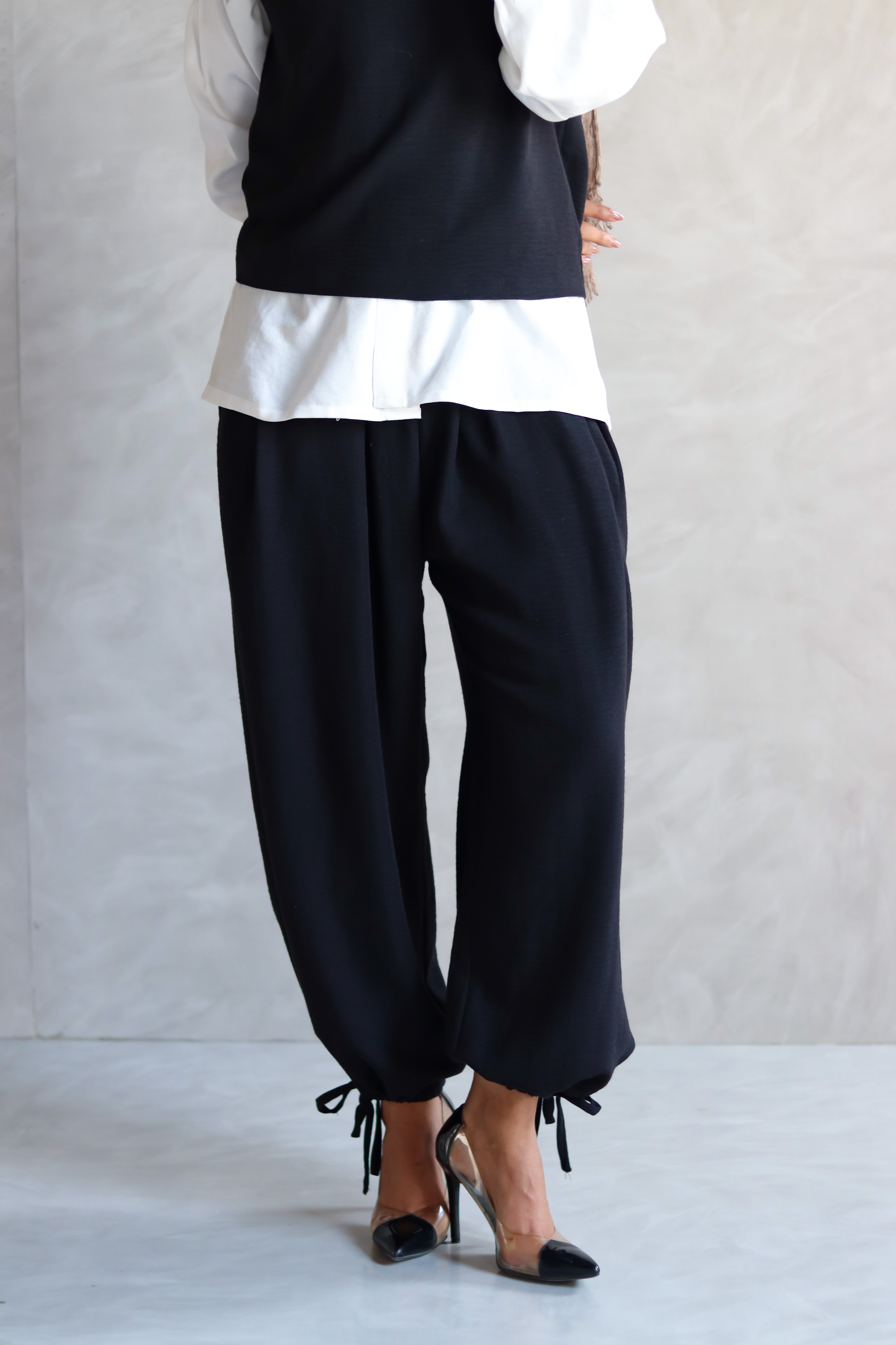 Linen Boxy Balloon Set in Black