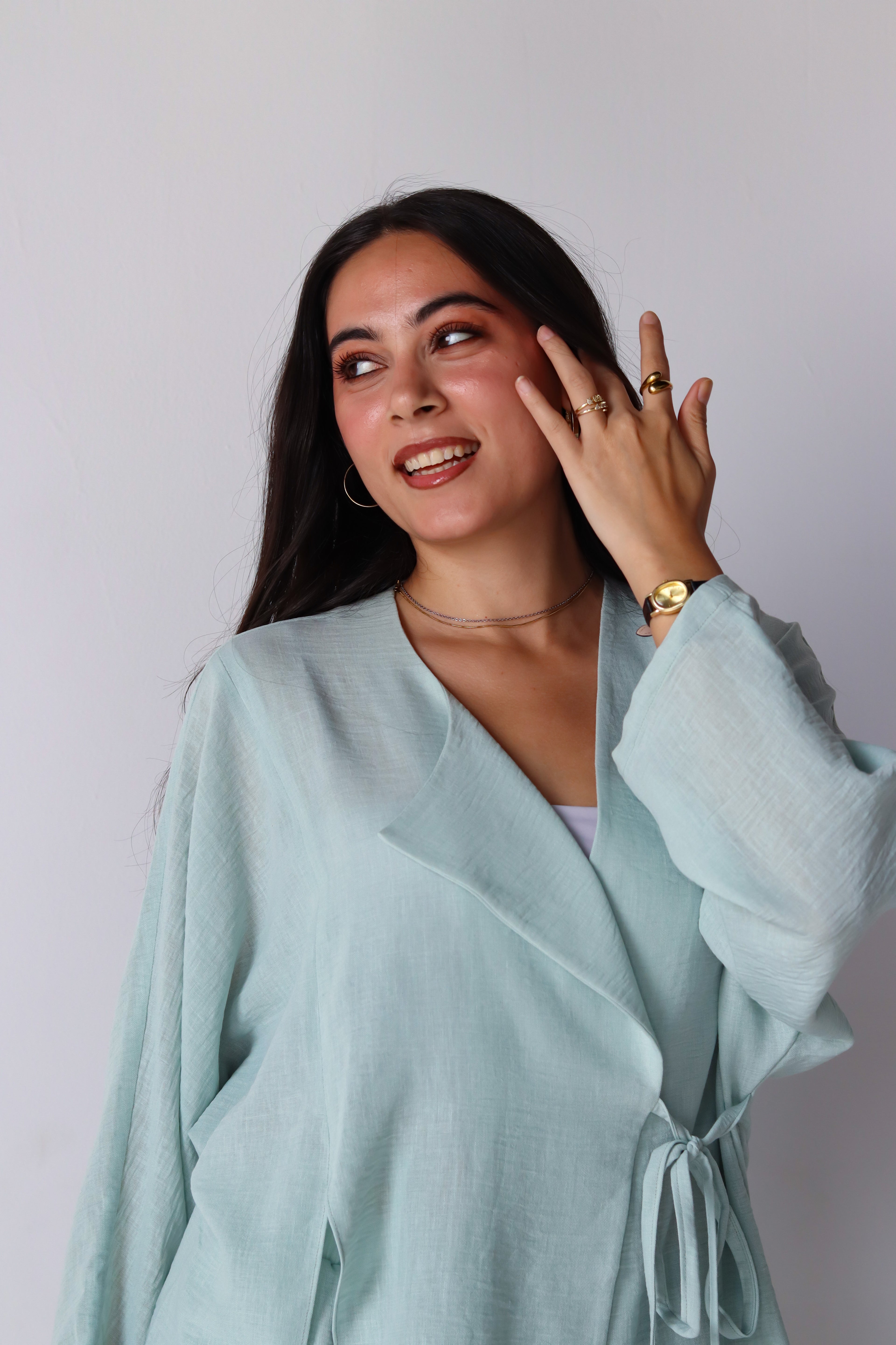 The Basic Knot Linen Top in Mint