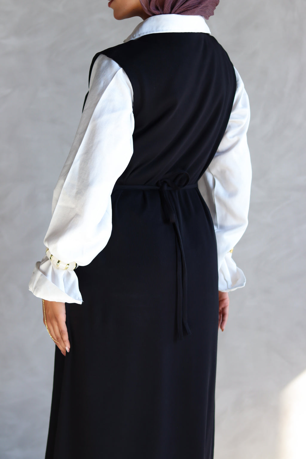 The Ribbed Basic Dress in Black